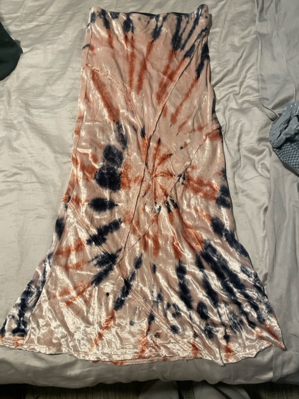 Free People Serious Swagger Tie-Dye Velvet Pencil Skirt in Cream, Navy & Rust